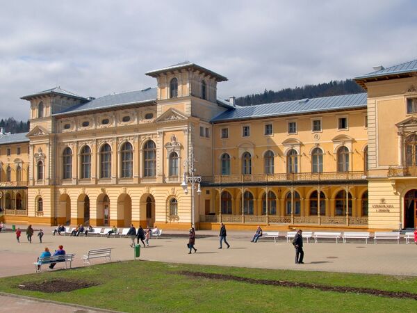 Szlak górski w Beskidzie Sądeckim